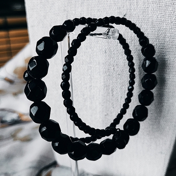 Jet Black Glass Necklace and Memory Wire Bracelet Vintage Smooth Facets Mourning - Picture 4 of 14
